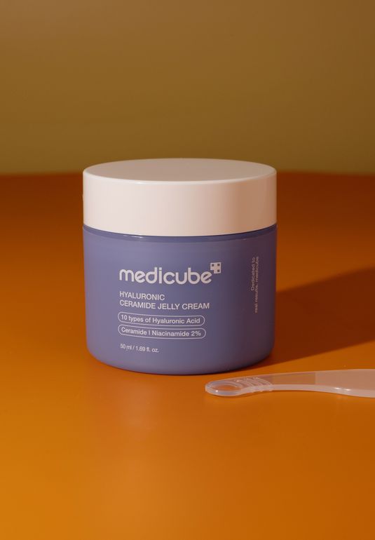 Крем-гель с керамидами и гиалуроновой кислотой medicube Hyaluronic Ceramide Jelly Cream 50мл