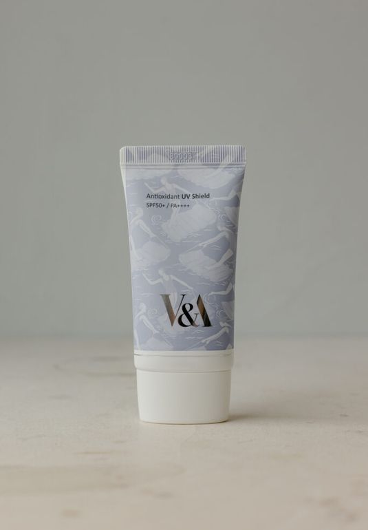 Солнцезащитный крем с защитой от UVA, UVB, синего света V&A Antioxidant UV Shield SPF 50+ PA++++ 50ml 