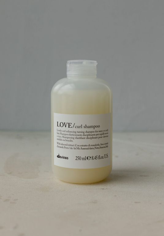 Шампунь для усиления завитка DAVINES LOVE Curl Shampoo 250ml