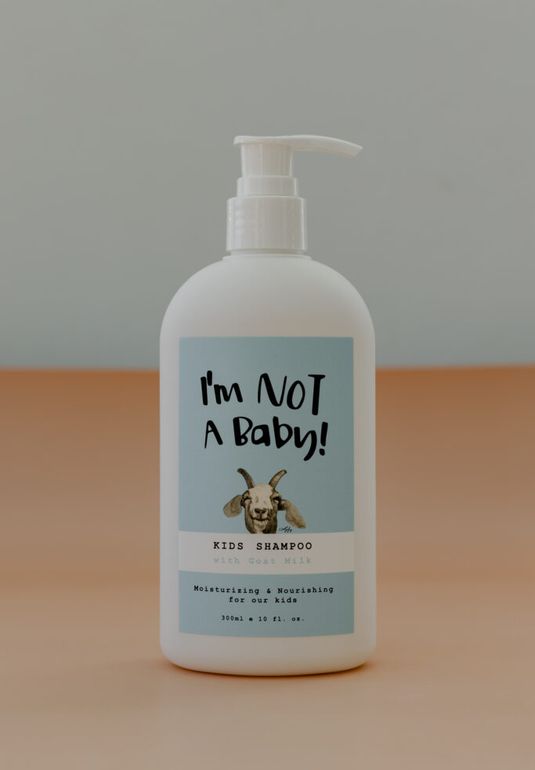 Детский шампунь с козьим молоком I'm Not A Baby Kids Shampoo 300ml