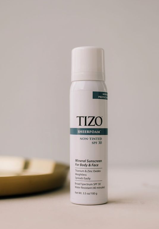 Пенка солнцезащитная для лица и тела без оттенка TiZO SheerFoam Sunscreen SPF 30 Non-Tinted 100г