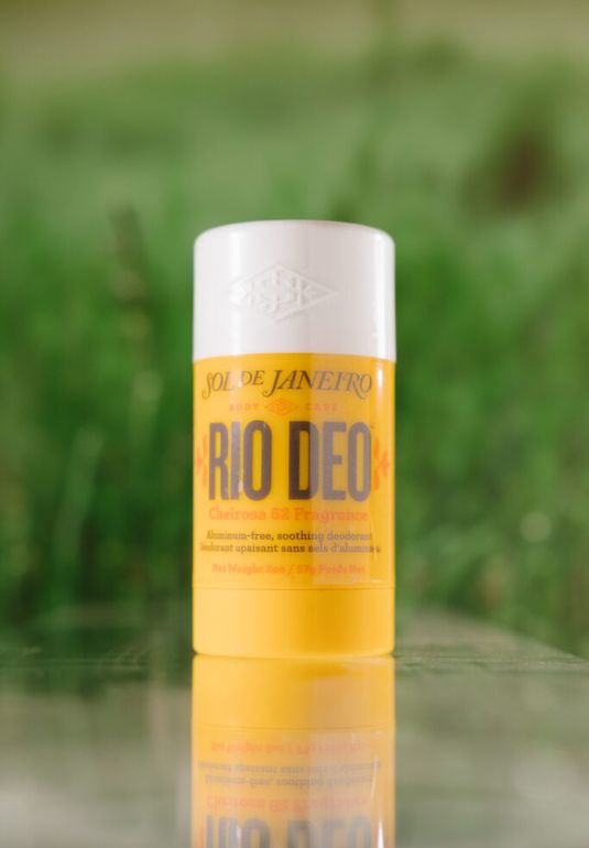 Дезодорант с нотами ванили, фисташки и карамели Sol de Janeiro Rio Deo Cheirosa '62 57g