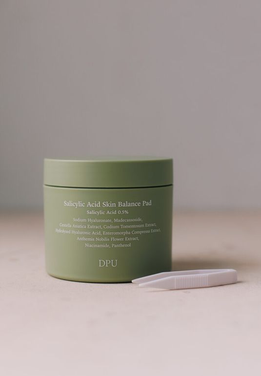 Мягкие отшелушивающие тонер-пэды для лица с салициловой кислотой 0.5% DPU Salicylic Acid Skin Balance Pad 140ml