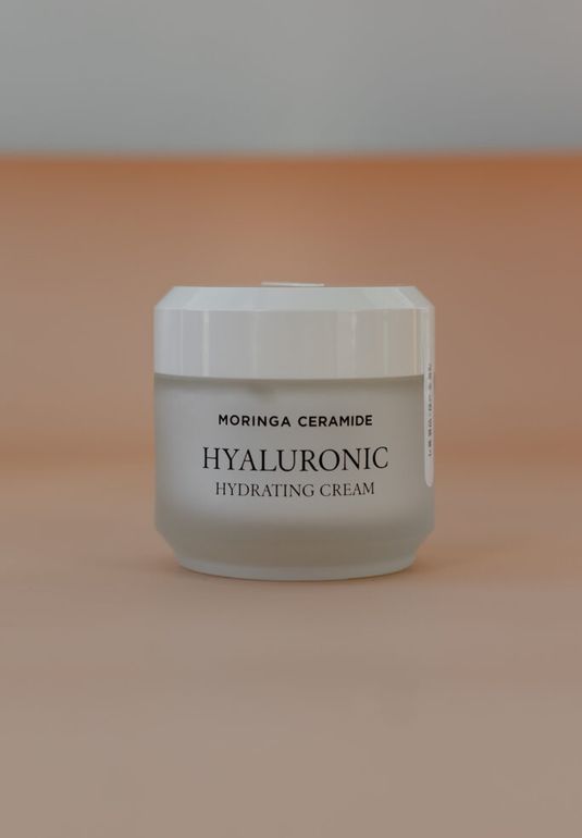 Нежный увлажняющий крем с морингой и церамидами HEIMISH Moringa Ceramide Hyaluronic Hydrating Cream 50ml