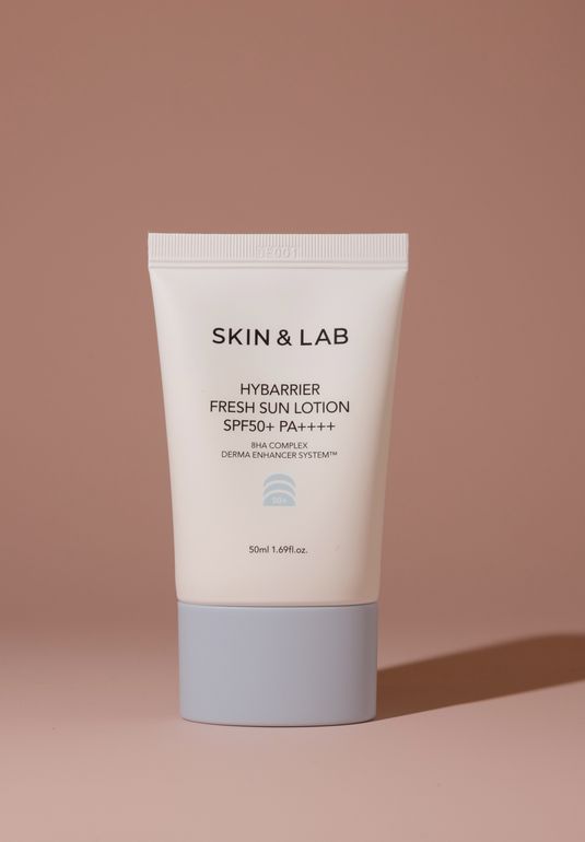 Увлажняющий солнцезащитный крем для лица и тела SKIN&LAB Hybarrier Fresh Sun Lotion SPF50+ PA++++ 50мл