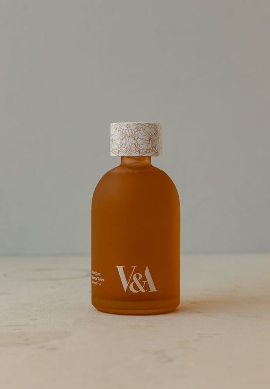 Антиоксидантная тонер- эссенция для работы с порами V&A Antioxidant Essence Toner 120ml