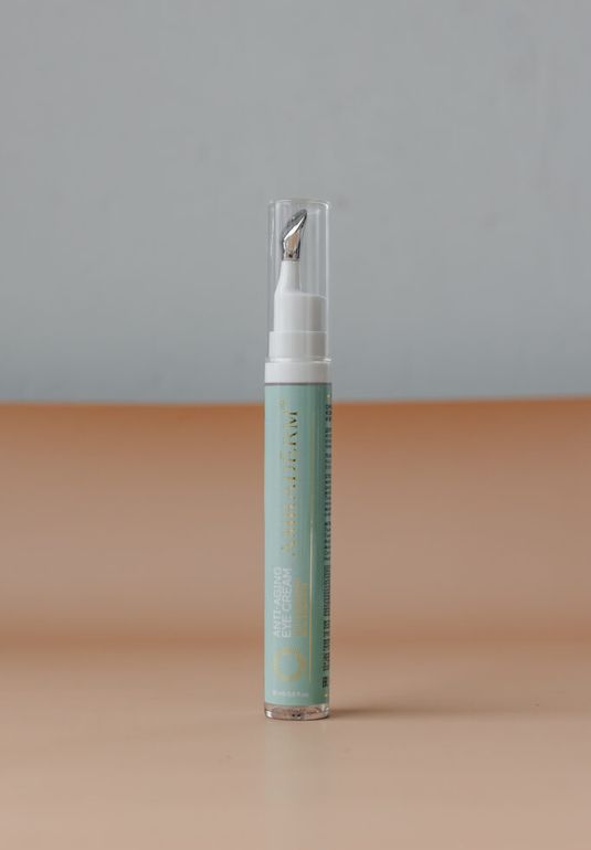 Омолаживающий крем для кожи вокруг глаз AMRADERM Anti-Aging Eye Cream With Peptides and Vitamins 15ml