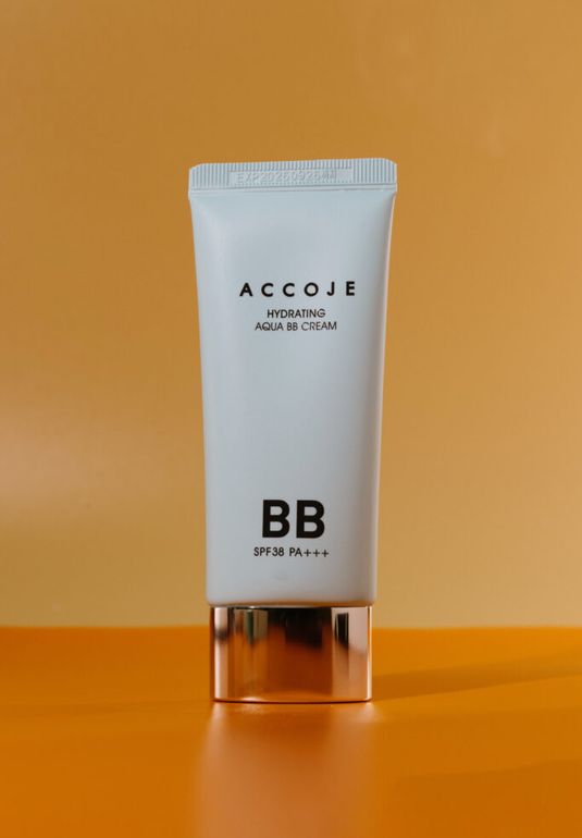 Крем с тонирующим эффектом SPF38 ACCOJE Hydrating Aqua BB Cream SPF38 50 мл