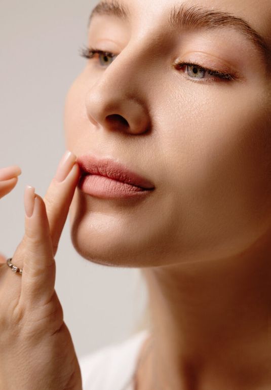 Матовый тинт для губ MUZIGAE MANSION Tie Up Cover Tint [05 Hush Rose] 6ml