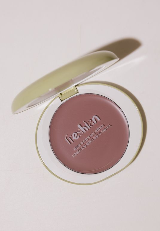 Нежные кремовые румяна [08 Pink Tea] Freshian Egg Like Cream Blush Vegan 6,5g