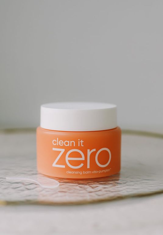 Освежающий гидрофильный бальзам на основе экстракта тыквы Banila Co Clean It Zero Cleansing Balm Vita-Pumpkin 100ml