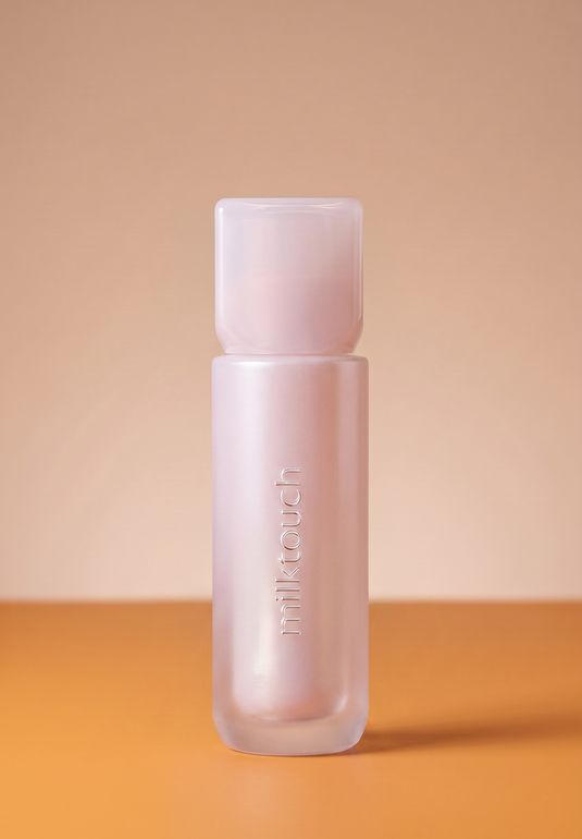 Блеск для губ [02 Baby Dew] milktouch Dew Stain Sheer Aurora Gloss 4г