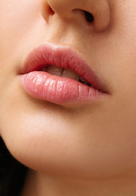 Оттеночный бальзам для губ [10 Savage] CORALHAZE Hydrating & Volumizing Lip Fondue 2g