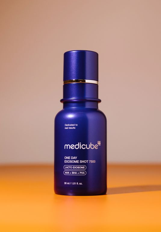 Сыворотка-бустер с спикулами для сужения пор medicube One-Day Exosome Shot Pore Ampoule 7500 30мл 