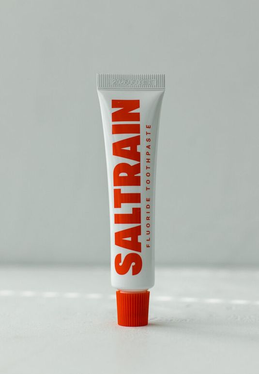 Мини-зубная паста с фтором SALTRAIN Mini Red Clean Breath Toohpaste 30g