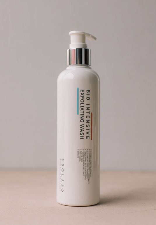 Очищающий гель на основе AHA-кислот 15% USOLAB Bio Intensive Exfoliating Wash 250 ml