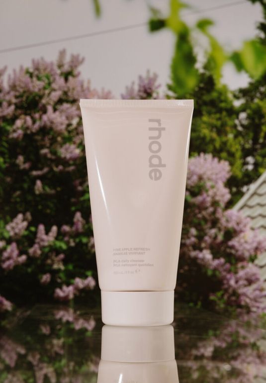 Освежающий бальзам-пенка для умывания rhode Pineapple Refresh 150ml