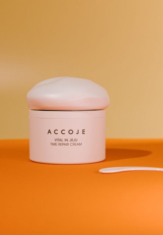 BU// Восстанавливающий крем для лица ACCOJE Vital In Jeju Time Repair Cream 50 ml