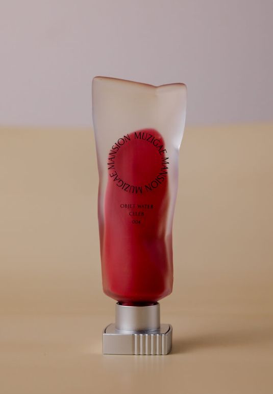 Стойкая матовая помада для губ MUZIGAE MANSION Objet Water [04 Celeb] 5.8ml