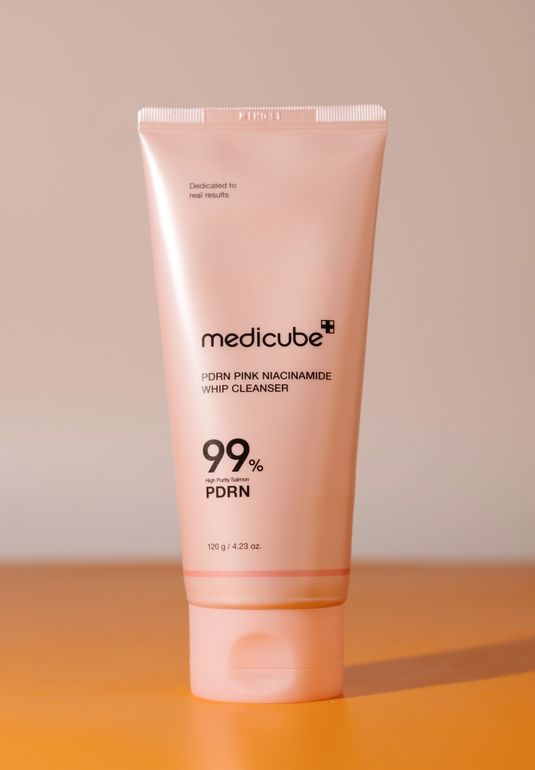 Пенка для умывания с ПДРН medicube PDRN Pink Niacinamide Whip Cleanser 120г