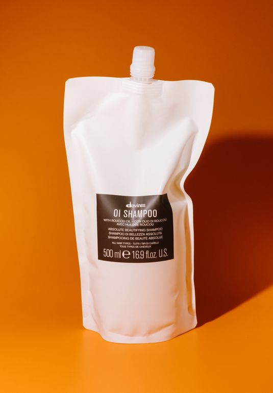 Рефил шампуня для абсолютной красоты волос DAVINES OI Absolute Beautifying Shampoo Refill 500ml