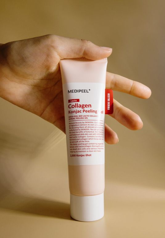 Пилинг-скатка с лактобактериями и коллагеном MEDI-PEEL Red Lacto Collagen Konjac Peeling Gel 95ml 