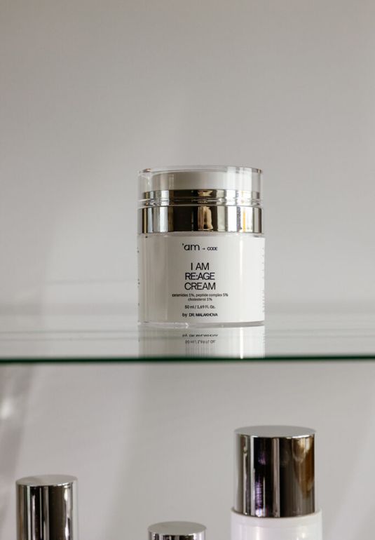 Питательный и восстанавливающий крем с омолаживающим эффектом 'AM CODE I am RE:AGE Cream 50ml