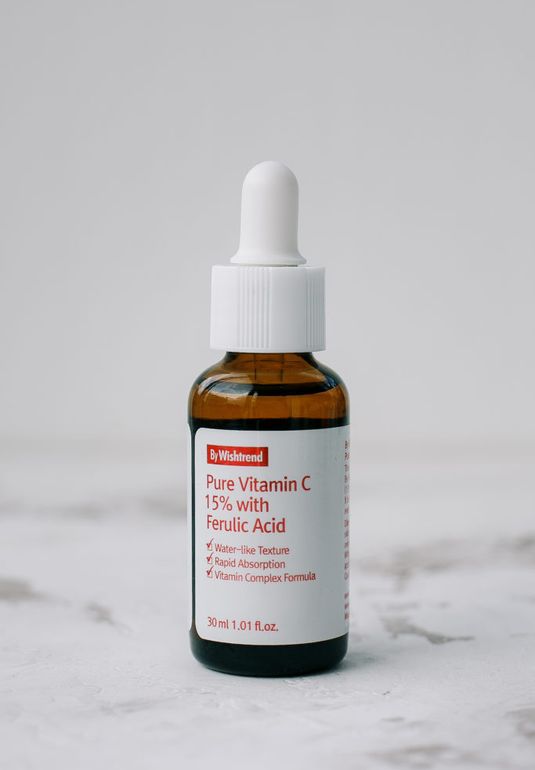 Сыворотка с витаминами С, Е и феруловой кислотой BY WISHTREND Pure Vitamin C 15% with Ferulic Acid 30ml