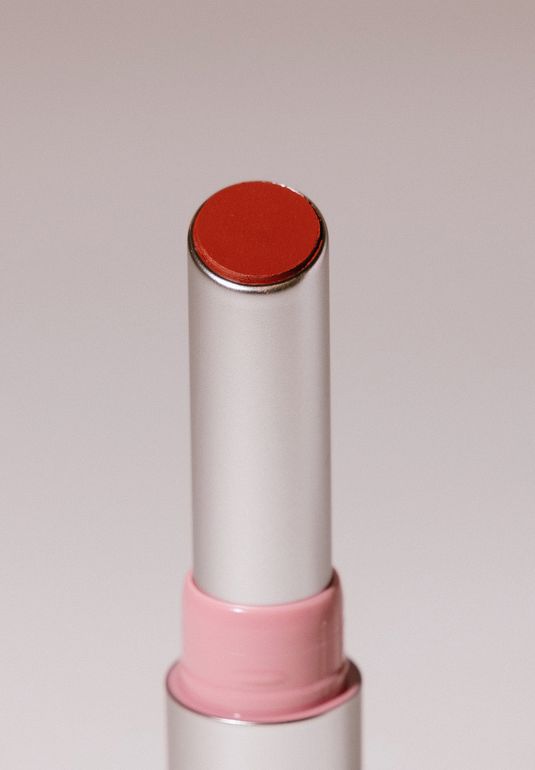 Атласная помада для губ [09 Bossa Nova] Arive Makeup Iconic Kiss Lipstick 2g