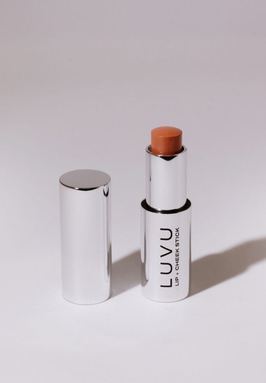 Многофункциональный стик для губ и щек LUVU Lip + Cheek Stick Never Shy 4,8g