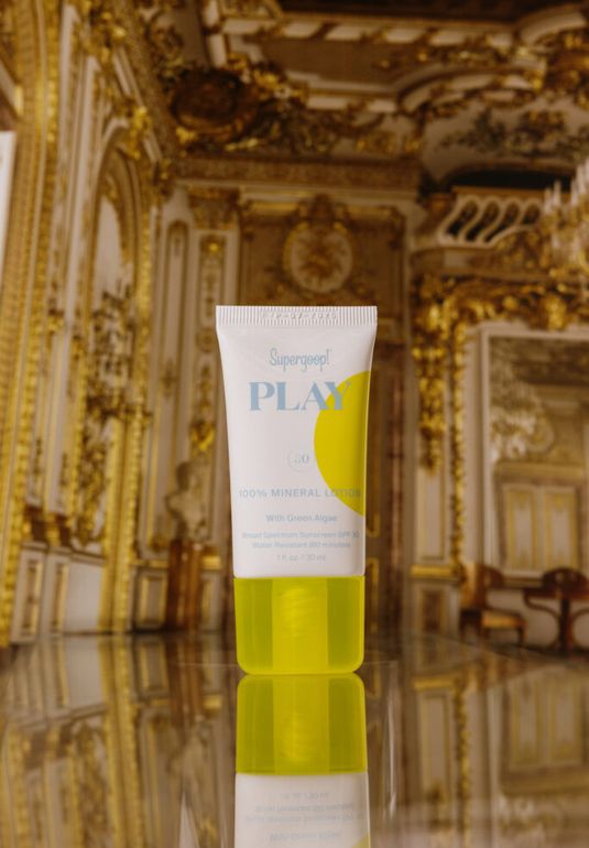 Легкий солнцезащитный лосьон для тела Supergoop! Play 100% Mineral Lotion SPF30+ 30мл