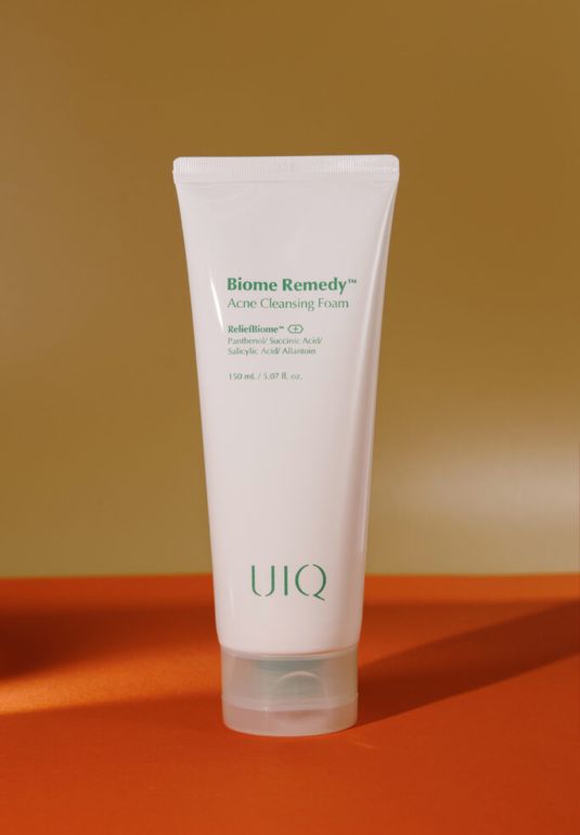 Очищающая пенка с салициловой кислотой для проблемной кожи UIQ Biome Remedy Acne Cleansing Foam 150ml