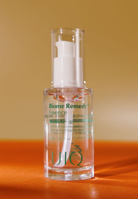 Противовоспалительная эссенция для сияния UIQ Biome Remedy Essence 30мл