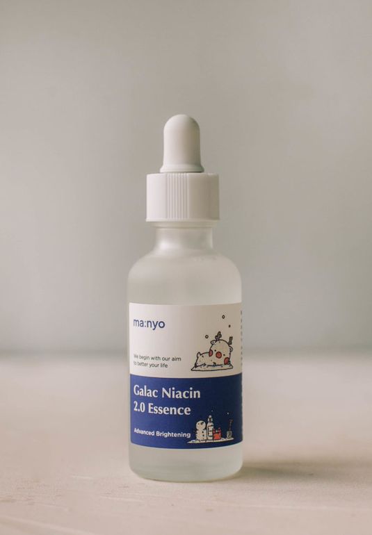 BU// Сыворотка с галактомисисом и ниацинамидом Manyo Galac Niacin 2.0 Essence_Merry Chistmas 50ml (рождественская упаковка)