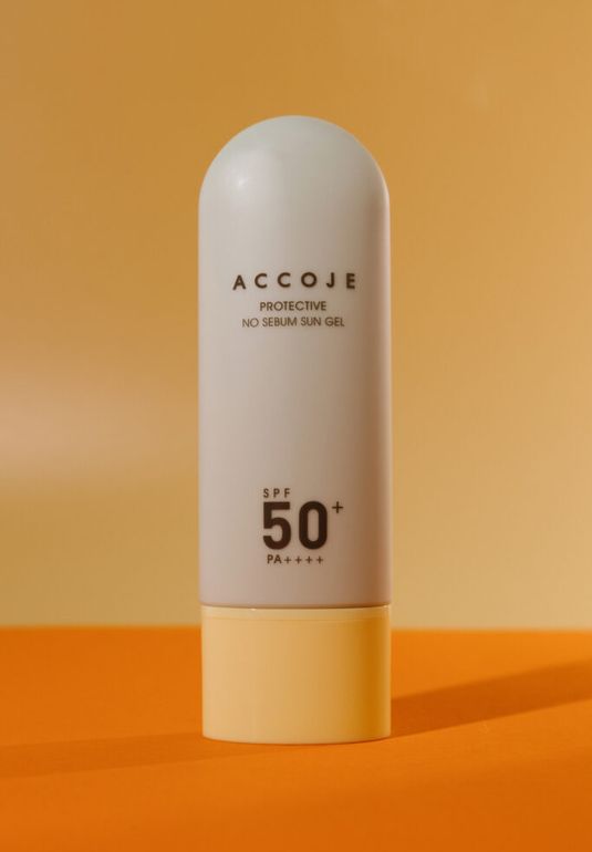 Солнцезащитный гель для жирной кожи SPF50 ACCOJE Protective No-Sebum Sun Gel SPF50+ PA++++ 50 мл