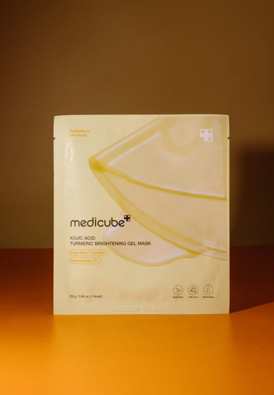 Гидрогелевая маска с куркумой и койевой кислотой medicube Kojic Acid Turmeric Gel Mask 28g
