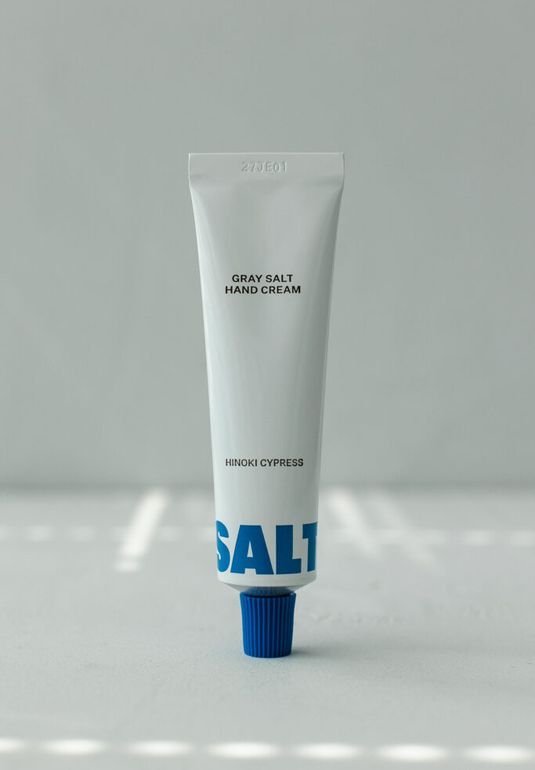 Крем для рук с серой солью SALTRAIN Graysalt Handcream - Hinoki Cypress 30ml