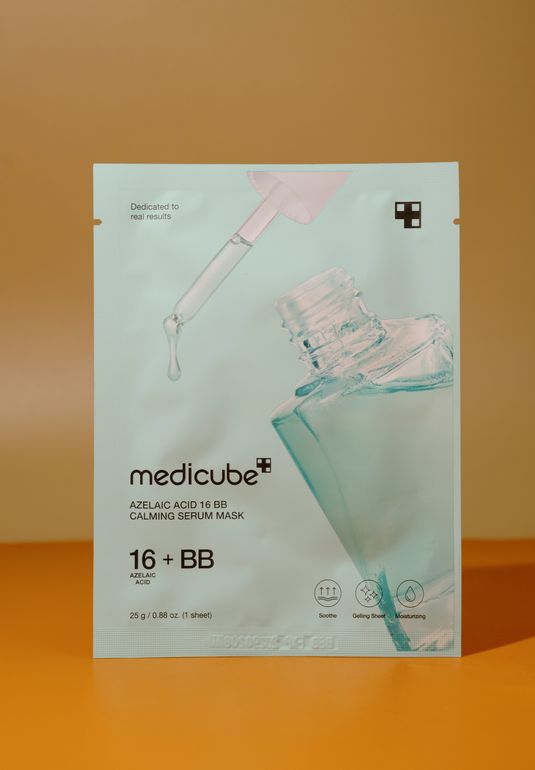 Успокаивающая маска с азелаиновой кислотой medicube Azelaic Acid 16 BB Calming Serum Mask 25г
