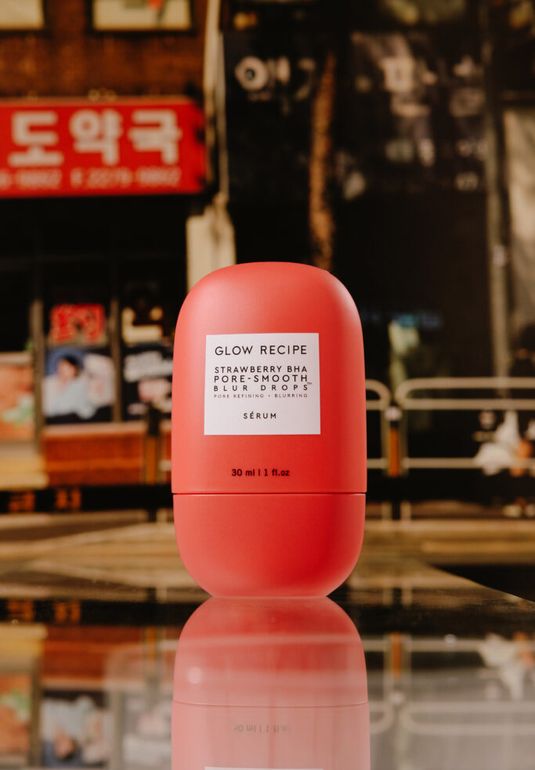 Матирующая сыворотка для лица  Glow Recipe Strawberry BHA Pore-Smooth Blur Drops 30ml