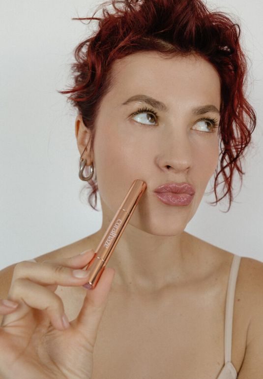 Оттеночный бальзам для губ [05 Distinct] CORALHAZE Hydrating & Volumizing Lip Fondue 2g