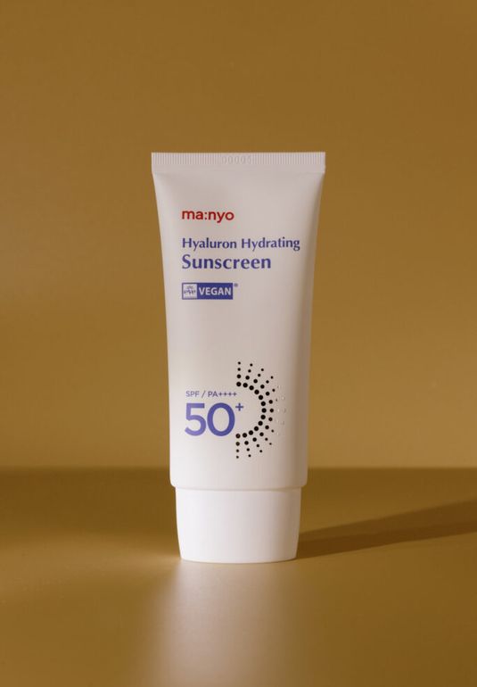 Легкий увлажняющий солнцезащитный крем Manyo Hyaluron Hydrating Sunscreen 50ml