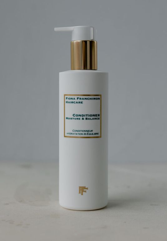 Кондиционер для увлажнения и баланса Fiona Franchimon Moisture & Balance Conditioner 250ml