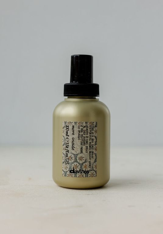 Спрей с морской солью для объемных свободных укладок DAVINES More Inside Sea Salt Spray 100мл