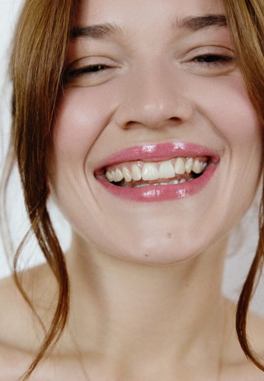 Оттеночный бальзам для губ [04 Lavish] CORALHAZE Hydrating & Volumizing Lip Fondue 2g