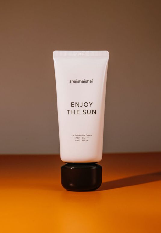 Увлажняющий солнцезащитный крем с мощным антиоксидантным действием SHAISHAISHAI Enjoy The Sun UV Protection Cream SPF50+ PA++++ 50ml