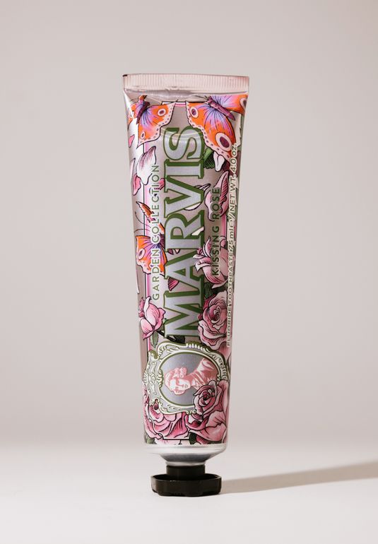 Зубная паста "Поцелуй розы" MARVIS Kissing Rose 75 ml