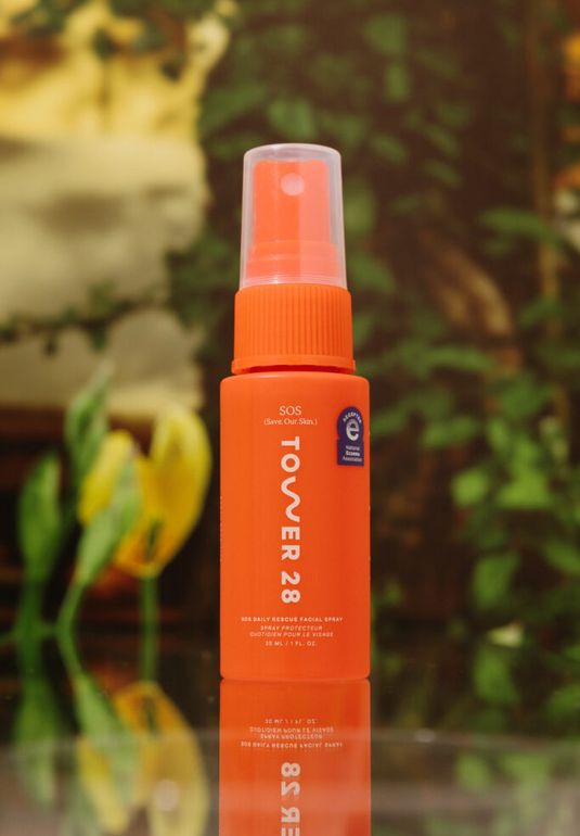 Успокаивающий сос - мист для лица Tower 28 Beauty SOS Daily Rescue Facial Spray 30ml