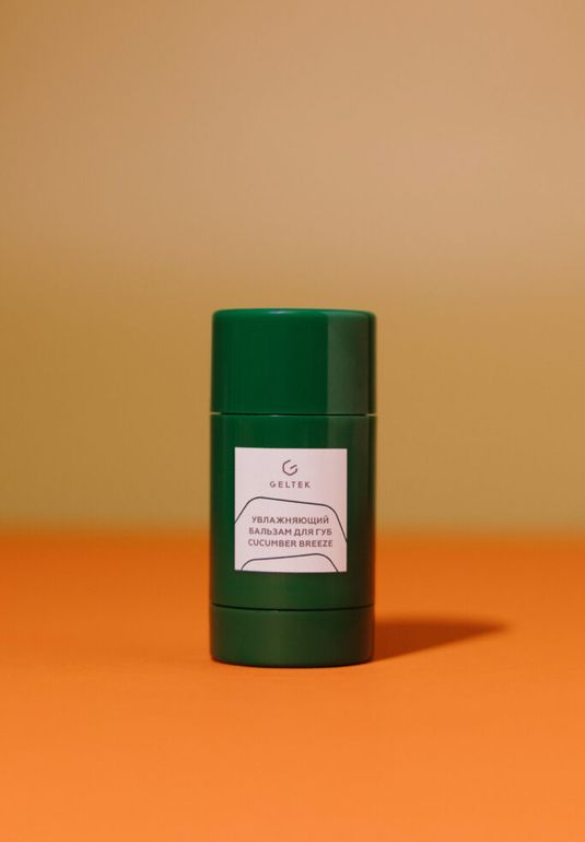 Увлажняющий бальзам для губ с ароматом огуречного бриза Geltek Cucumber Breeze 7g