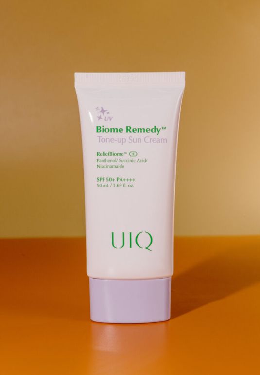 Солнцезащитный крем с цветокоррекцией UIQ Biome Remedy Tone-up Sun Cream SPF50+ PA++++ 50мл