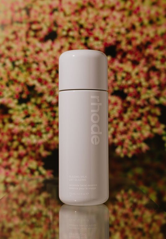 Эссенция для супер питания и сияния Rhode Glazing milk 124ml